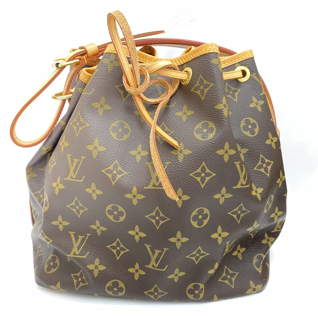 LOUIS VUITTON(ルイヴィトン) モノグラム プチノエ ショルダーバッグの