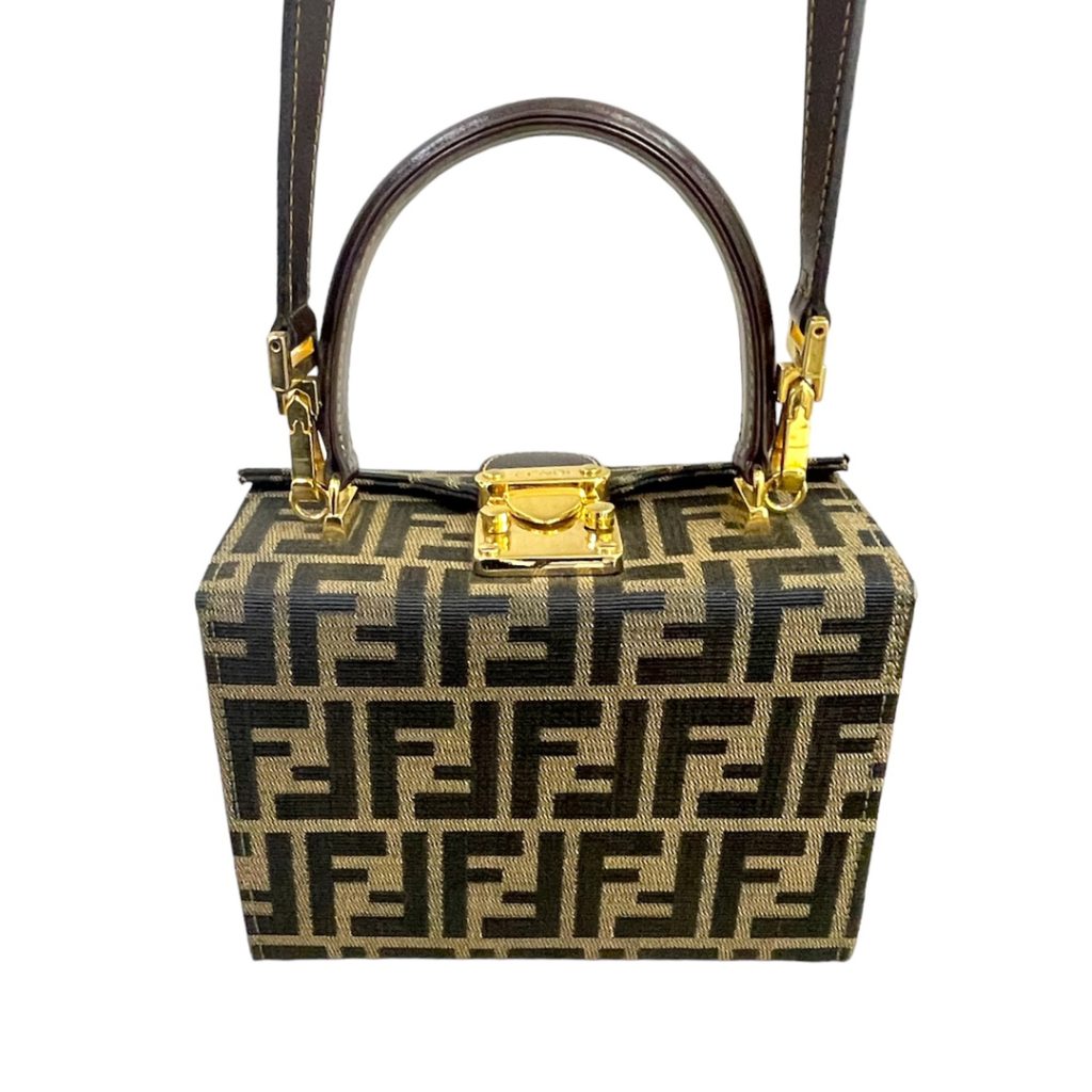 FENDI ズッカ柄 ボックス型 ショルダーバッグの買取実績 | 買取専門店