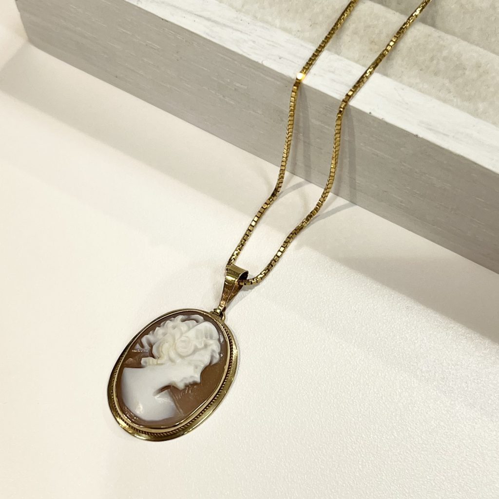 K18 18金 カメオネックレスの買取実績 | 買取専門店さすがや