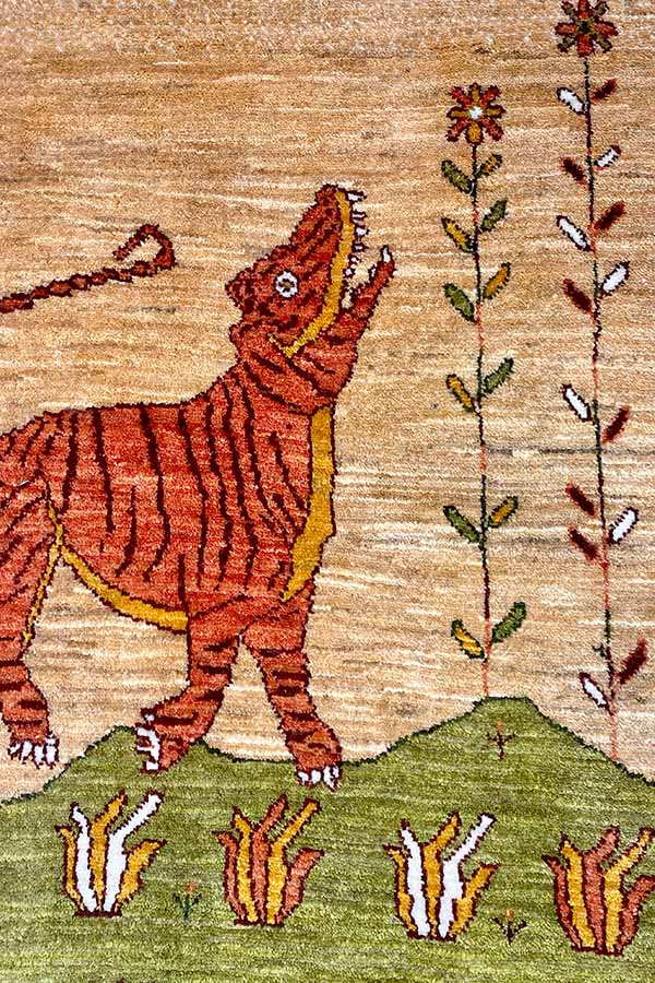 ペルシャギャッベ トラ ファイン 約114cm x 172cm｜SATHI RUGS