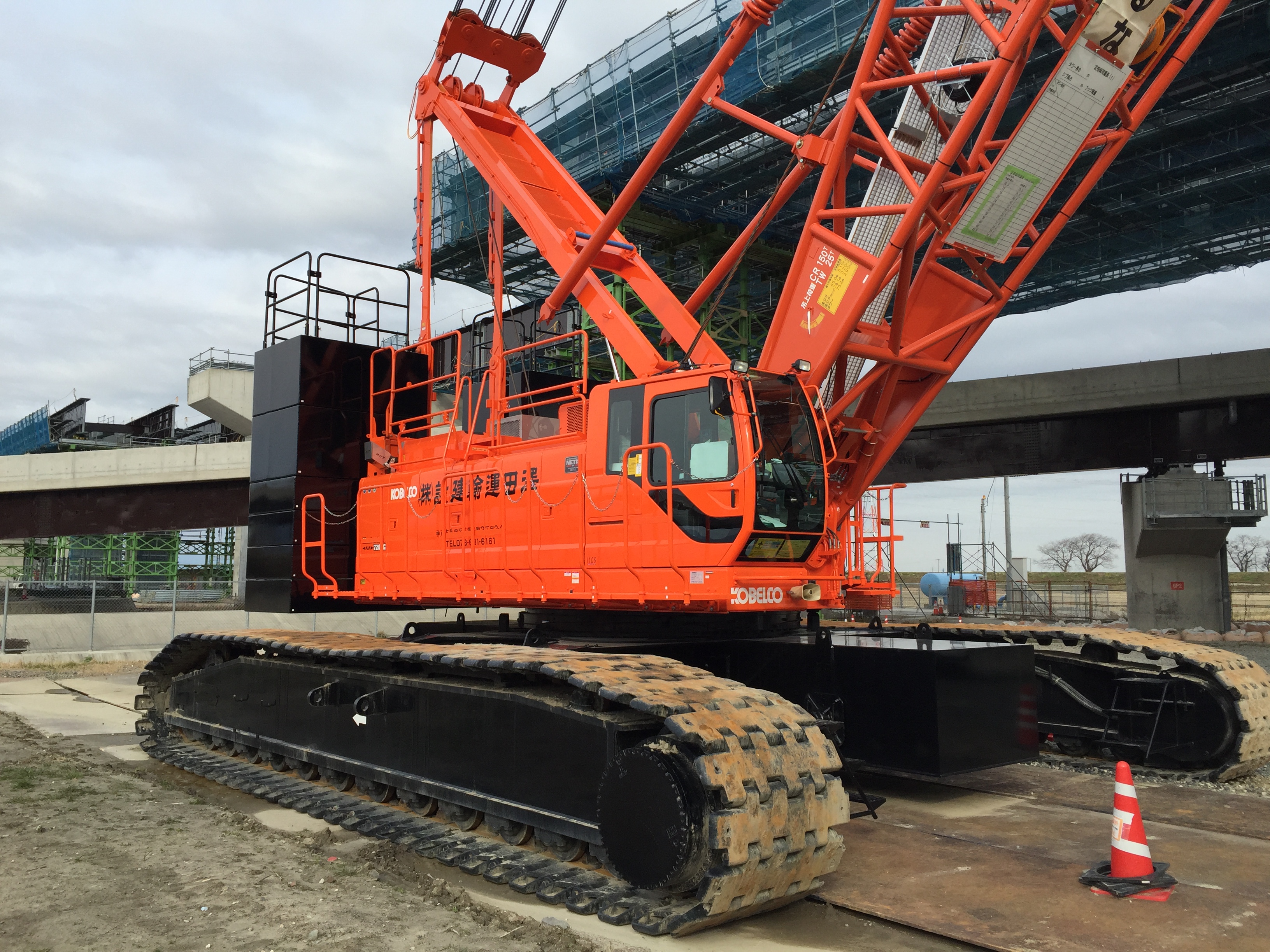 KOBELCO 7200G | 澤田運輸建設株式会社