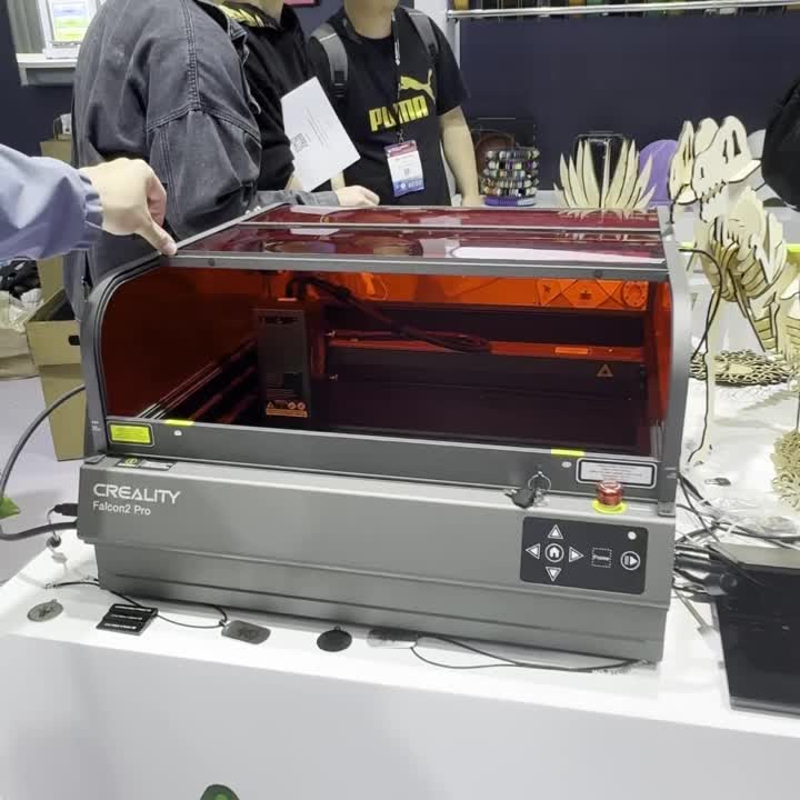 Creality Falcon 2 Pro40W密閉型レーザー彫刻機およびカッターレーザー