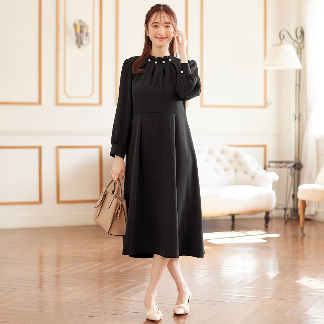 Alotta 【嬉しい5つの機能付】ネックパール調タックフレアー