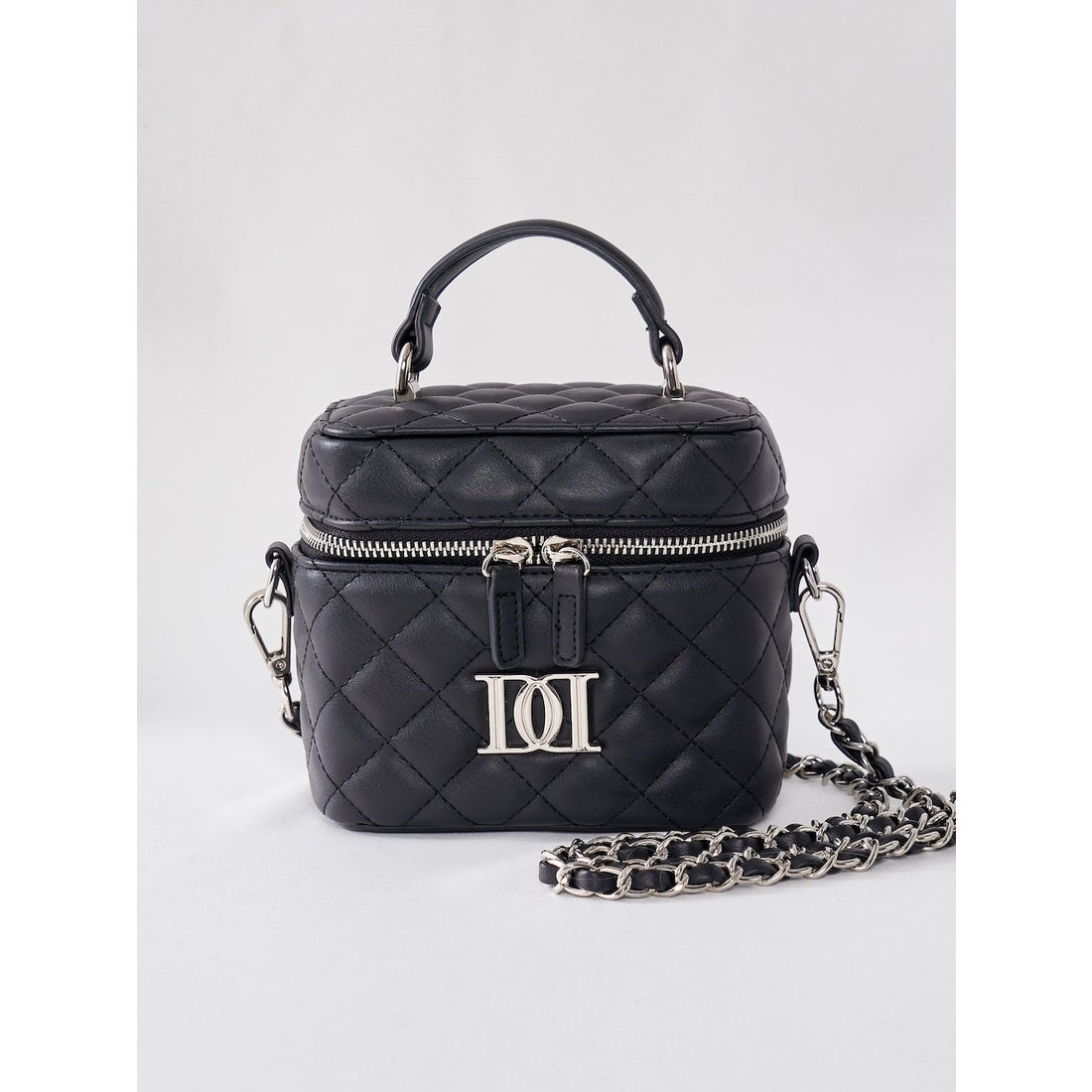 ダーリッチ Darich 【シルバーパーツ】キルティングスクエアミニバッグ