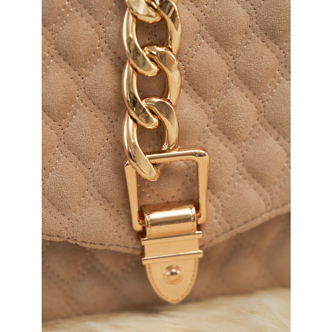 ダーリッチ Darich キルティングスウェードバッグ （ベージュ