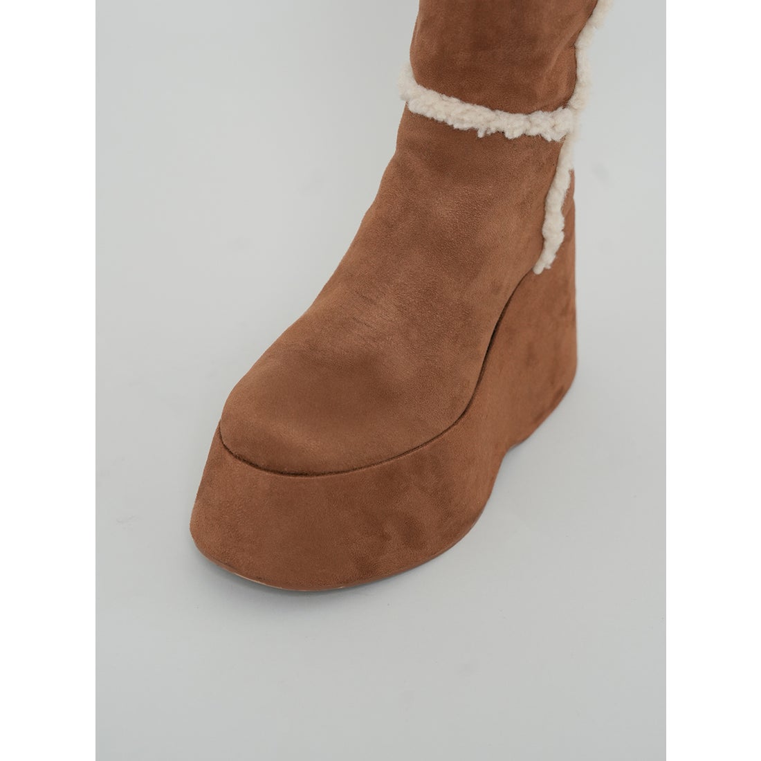 ダーリッチ Darich フェイクムートンニーハイブーツ （キャメル） -靴