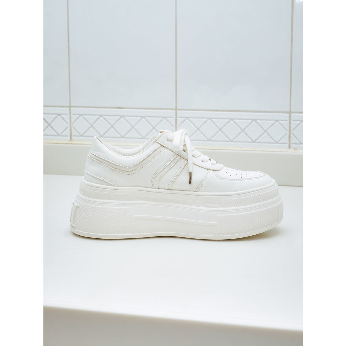 ダーリッチ Darich DDロゴソールスニーカー （ホワイト） -靴