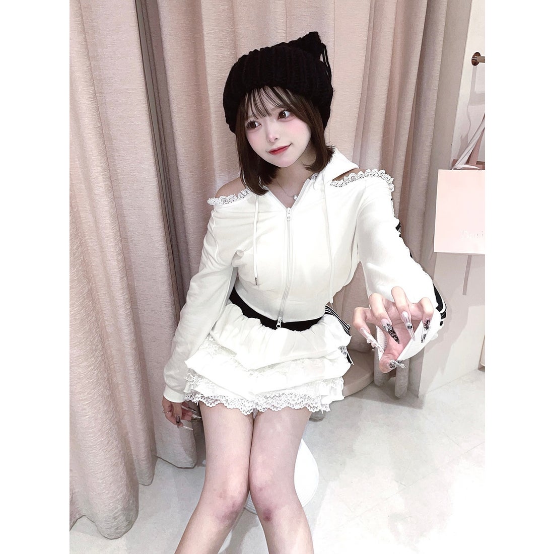 ダーリッチ Darich ガーリースポーティスウェットトップス （ホワイト