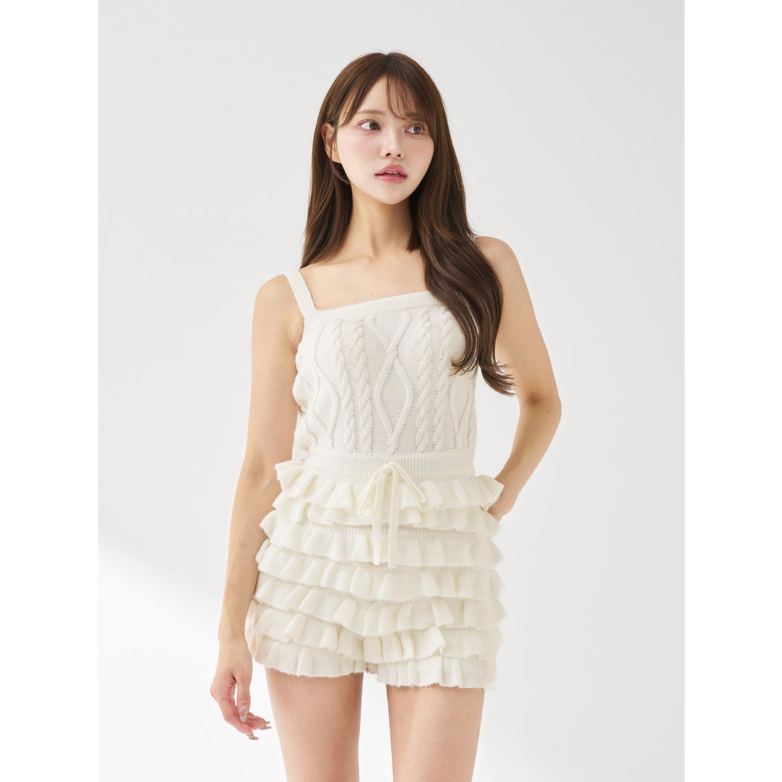 ダーリッチ Darich フリルニットコンビネゾン （ホワイト