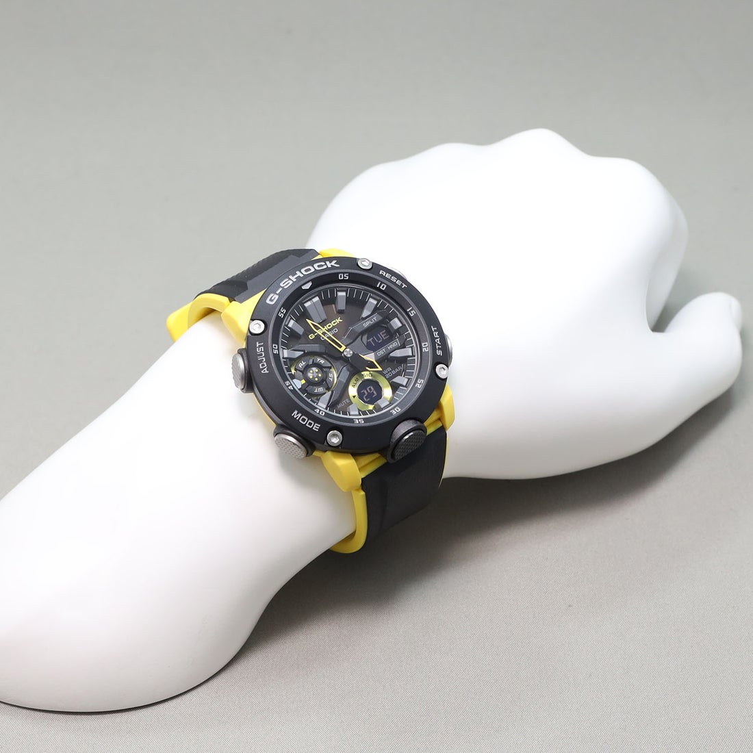 G-SHOCK】カーボンコアガード / GA-2000-1A9JF （ブラック×イエロー