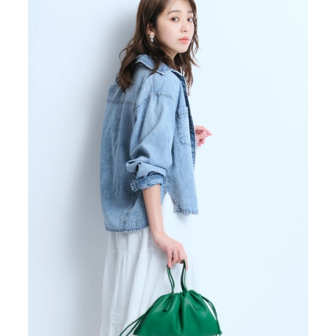 ジャスグリッティー JUSGLITTY クロップドデニムシャツ （ピンク