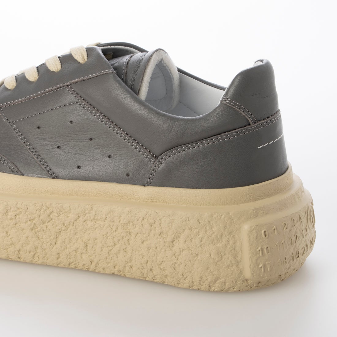 エムエムシックス メゾン マルジェラ MM6 Maison Margiela S59WS0221