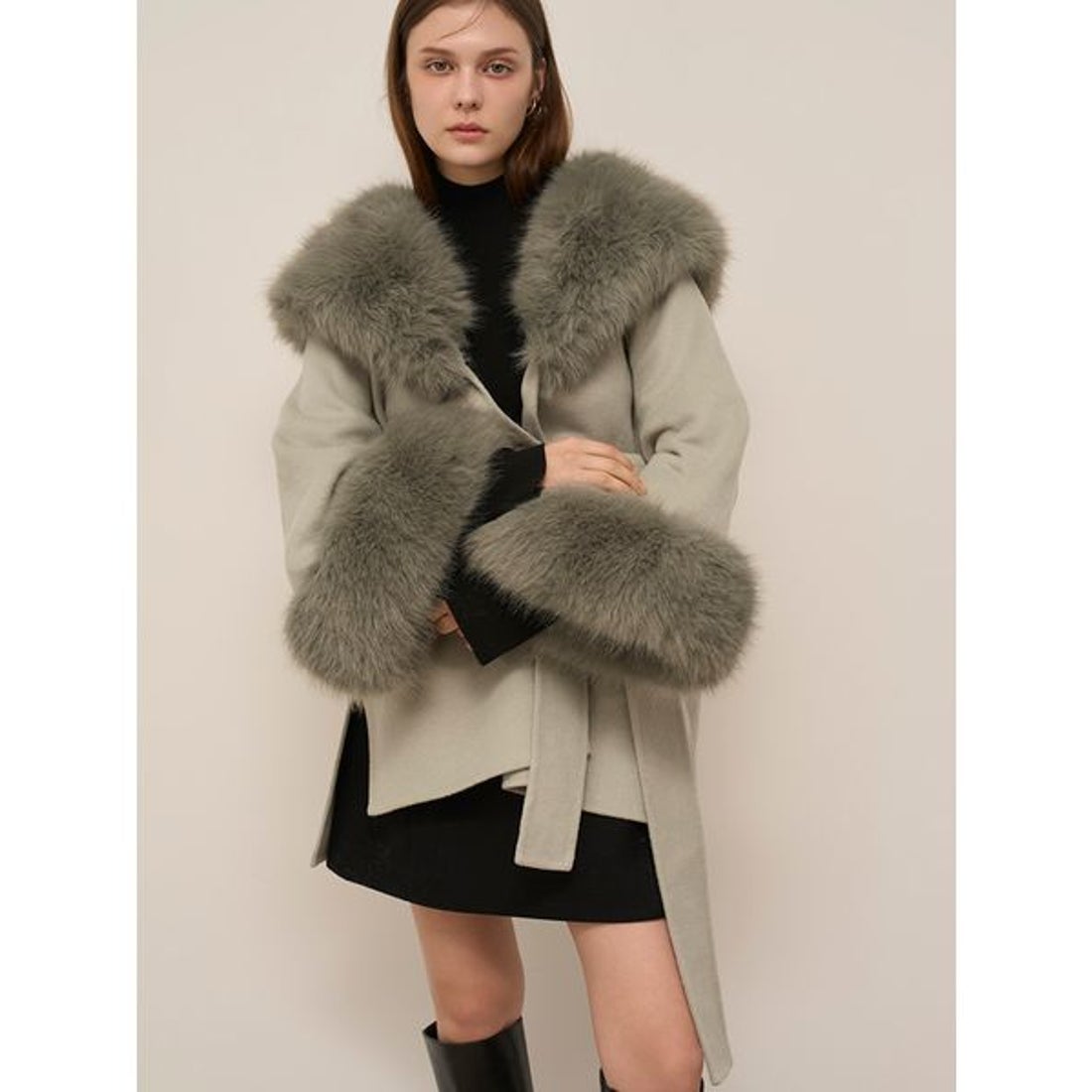 スナイデル SNIDEL ファーケープコート （MNT） -靴＆ファッション通販