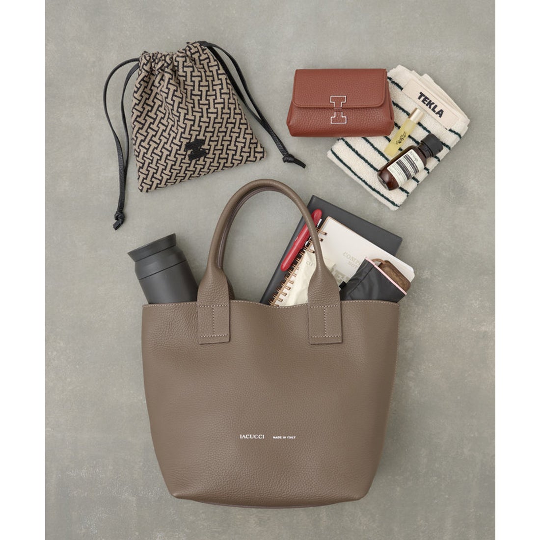 イアクッチ IACUCCI オペラ S CERVO/STAMPA INTERNA （charcoal） -靴