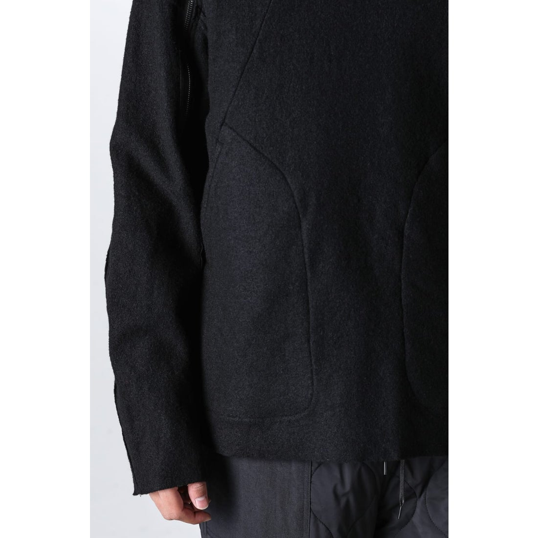 The Viridi-anne Fulling Pullover Jacket （Black） 通販 大阪/京都