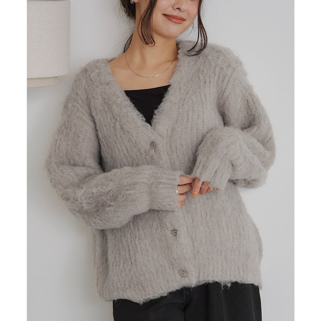 ティティベイト titivate モヘアライクVネックシャギーニット