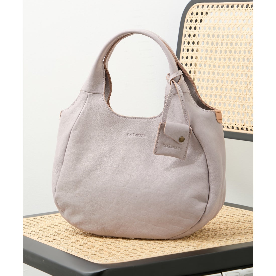 トーラ toleur カウレザードロップトート 11970 （パープル