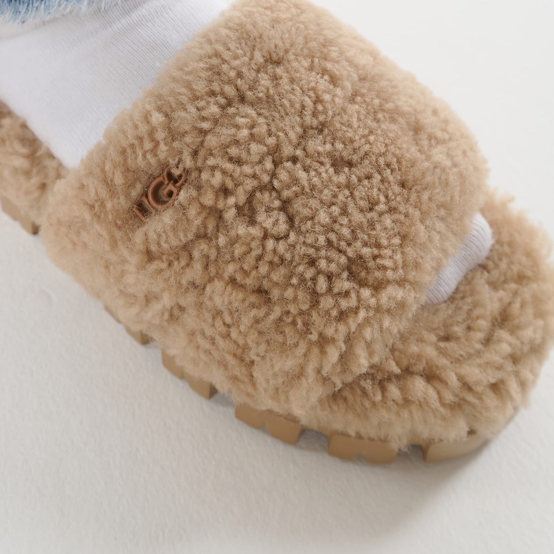 UGG アグ サンダル スライドサンダル ボア コゼッタ カーリー