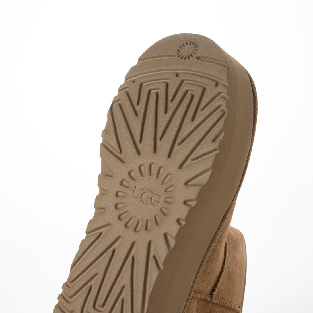 アグ UGG CLASSIC MINI PLATFORM 厚底ムートンブーツ （チェスナット