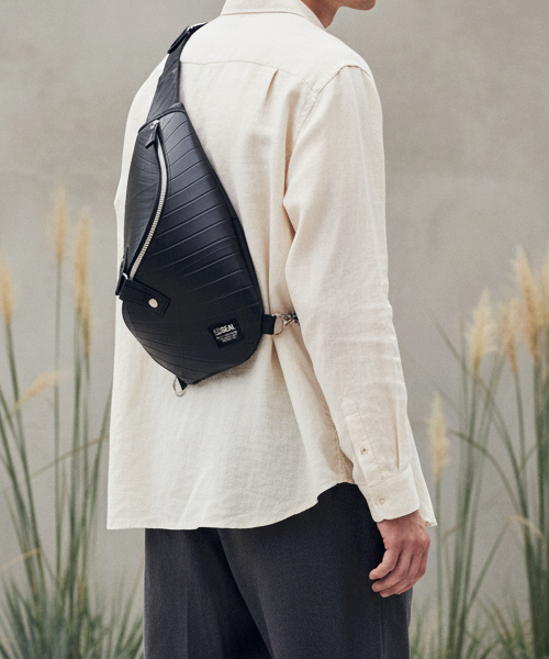 ワンショルダーバッグspiral ナイトライド | 日本職人が作るメンズ