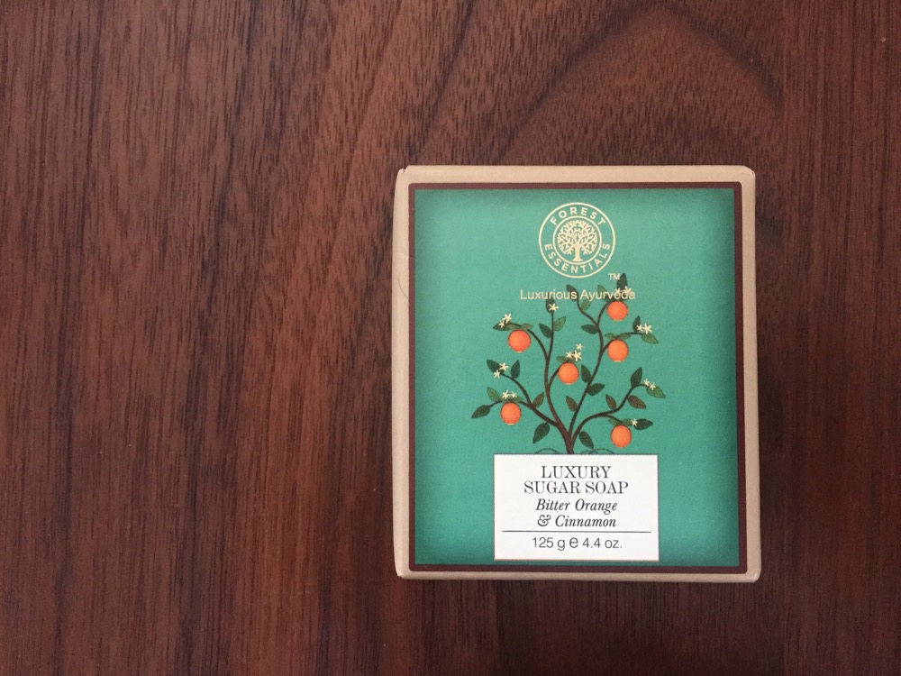 インドのアーユルヴェーダコスメ Forest essentials インド土産