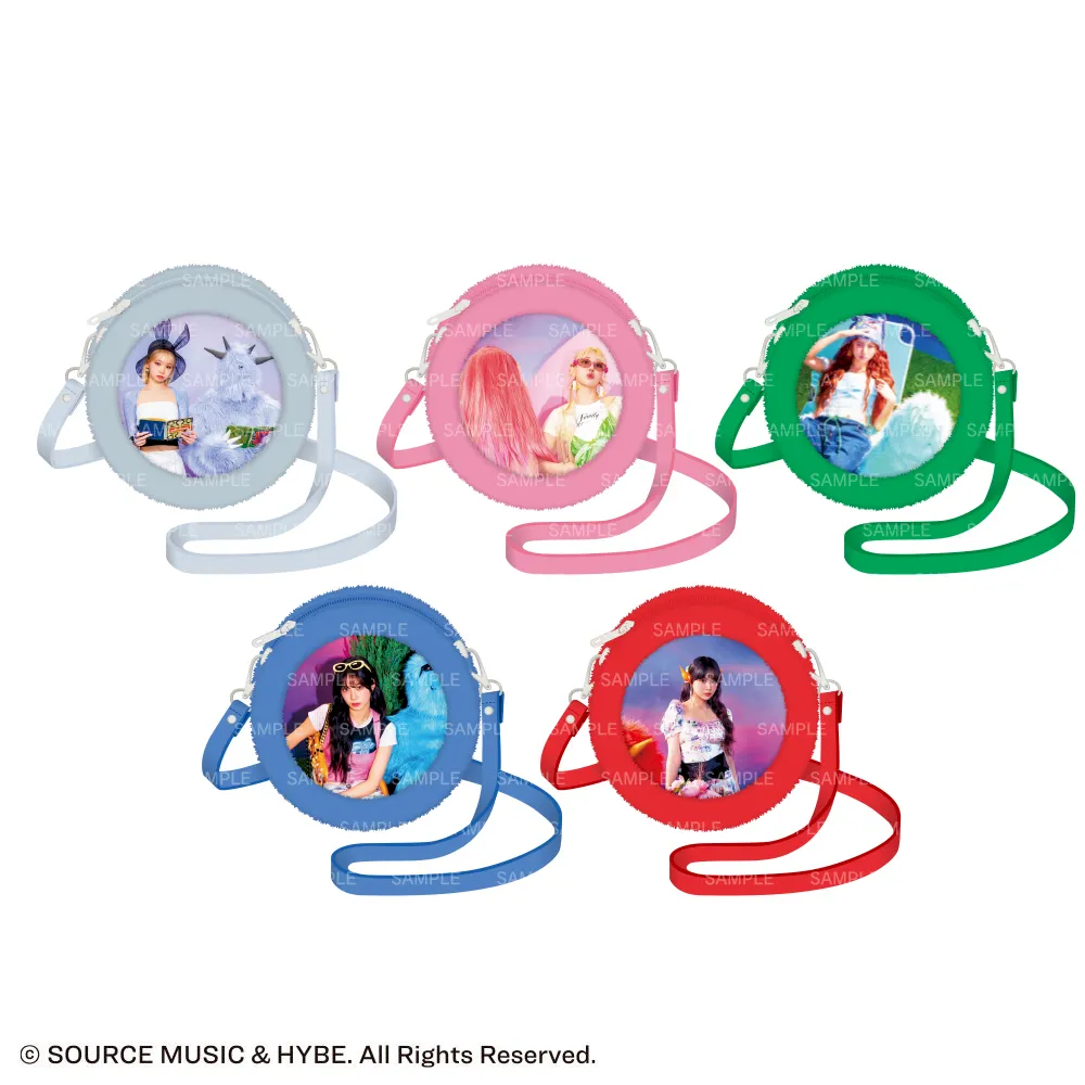 LE SSERAFIM 'CRAZY' プラチナムザッカショルダーポーチ｜プライズ