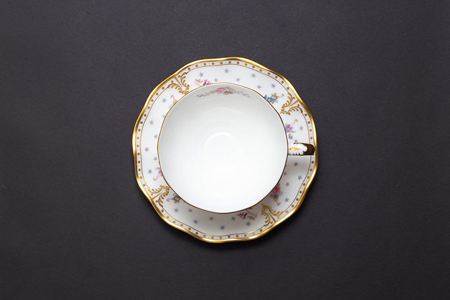 ロイヤル・クラウン・ダービー ロイヤルアントワネット ティーカップ