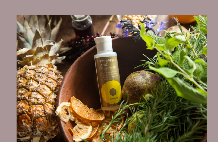 パイナップル豆乳ローションプレミアム｜鈴木ハーブ研究所