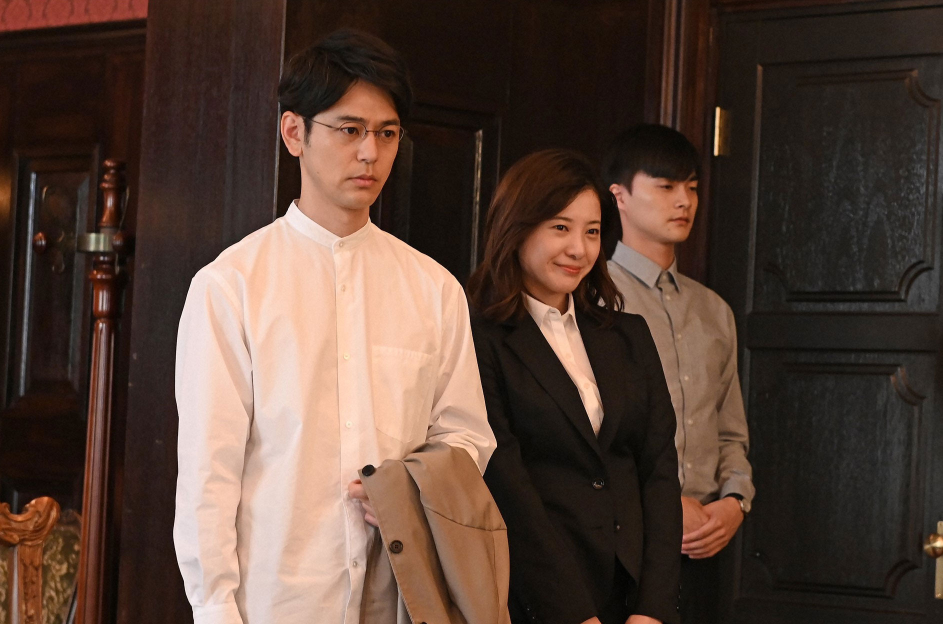 妻夫木聡の“眼鏡姿”、吉高由里子の“謎の女”ぶりを賞賛する声「危険な