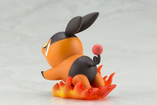 再販】コトブキヤ ポケットモンスター ARTFX J 1/8 トウコ with ポカブ