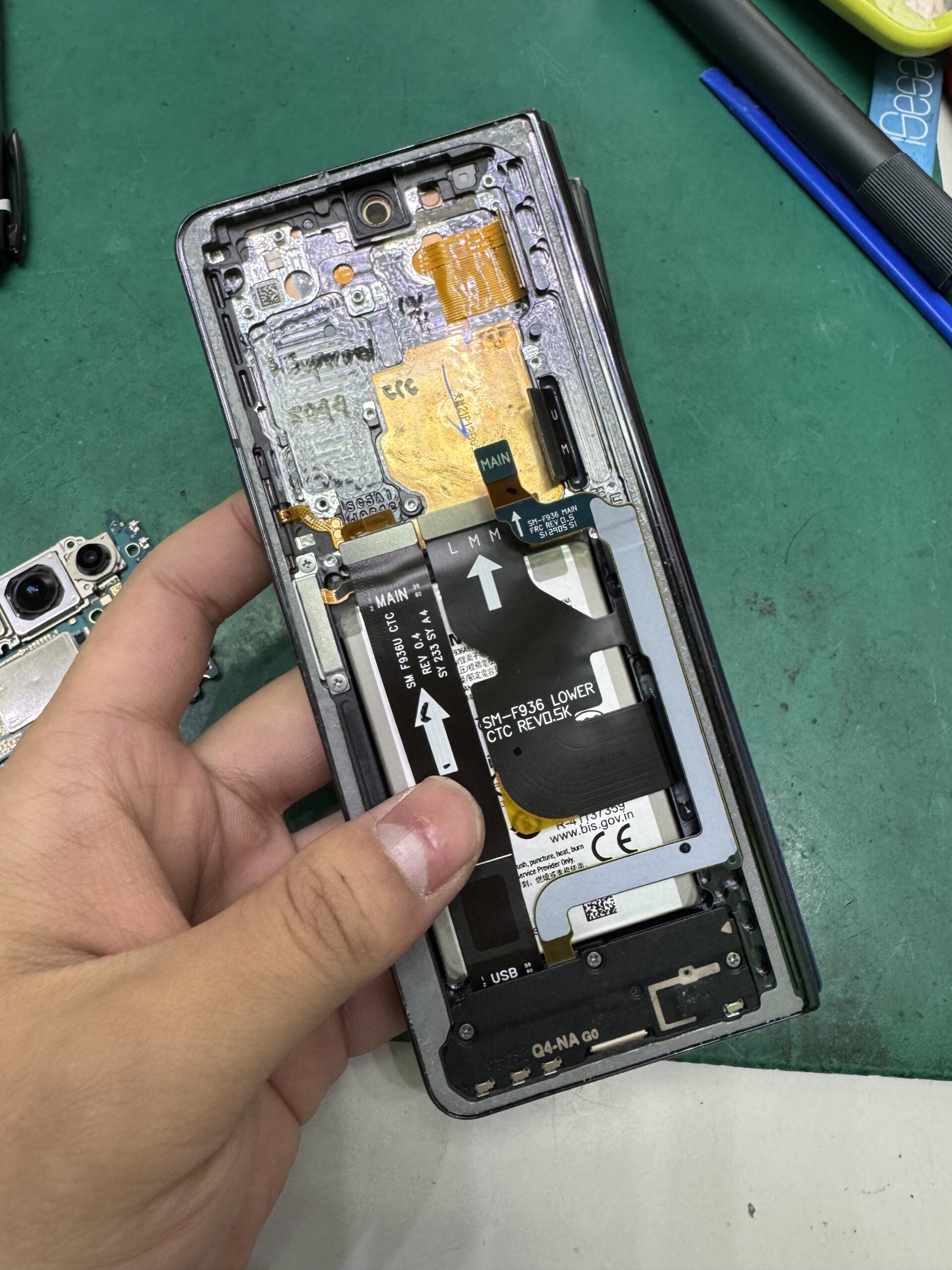 Galaxy Z Flip 修理 | スマホ修理の【SkillOne】スキルワン | スマホ