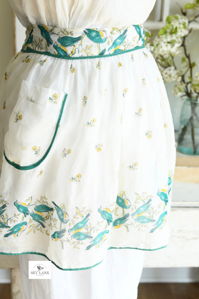 Collecting Vintage Aprons - Sky Lark House