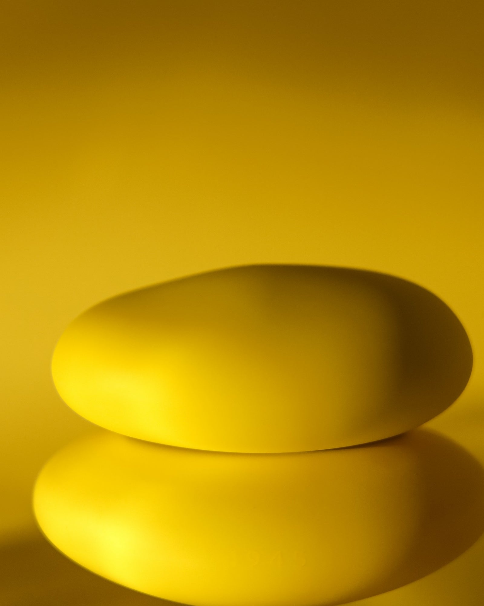 1945 オードトワレ｜ライトイエロー｜香水【送料無料】 – SHOLAYERED