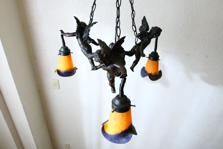 アートガラス エンジェルモチーフ シャンデリア(3灯)｜アンティーク