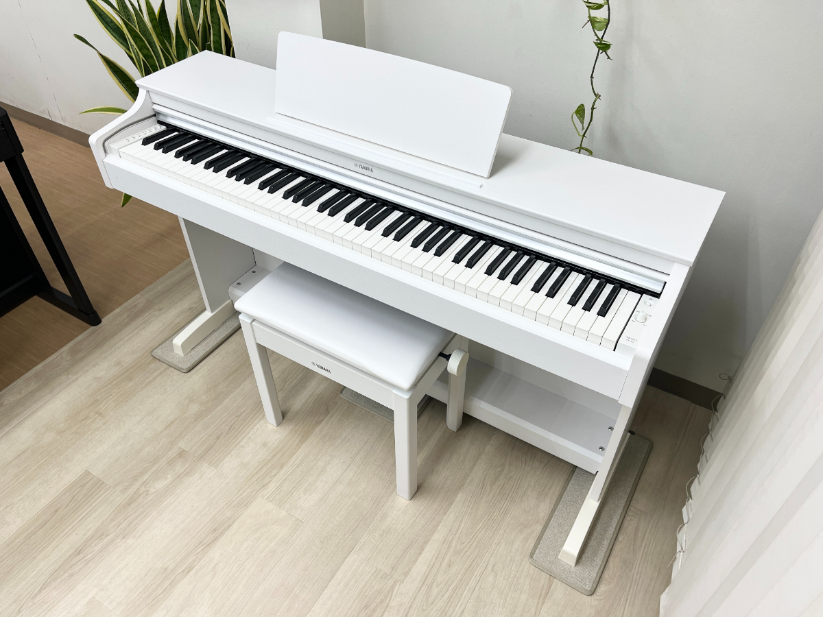 うめ☆Yamaha 88鍵 ホワイト電子ピアノ ARIUS YDP-163 電子ピアノ