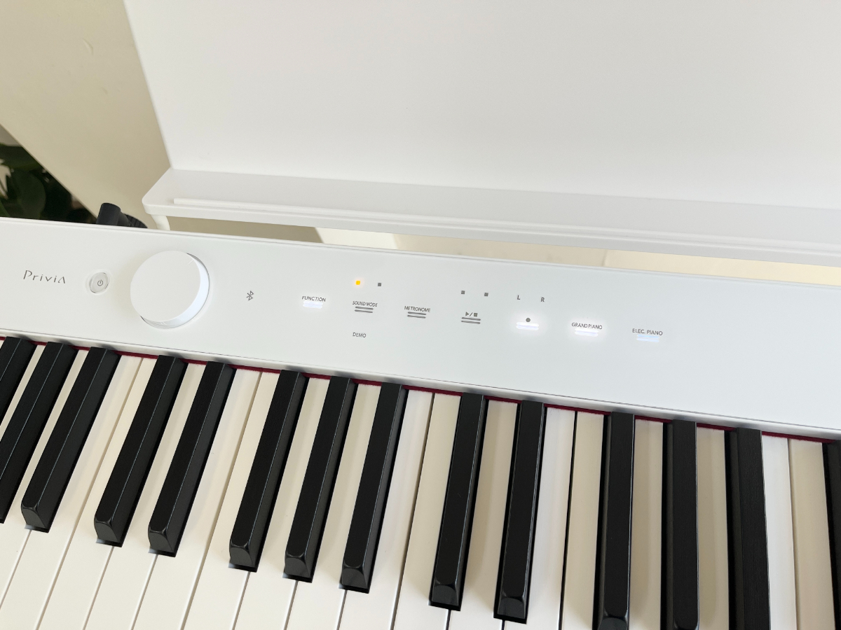 Privia プリヴィア ポータブルタイプ | 電子ピアノ 中古 88鍵盤 松戸店