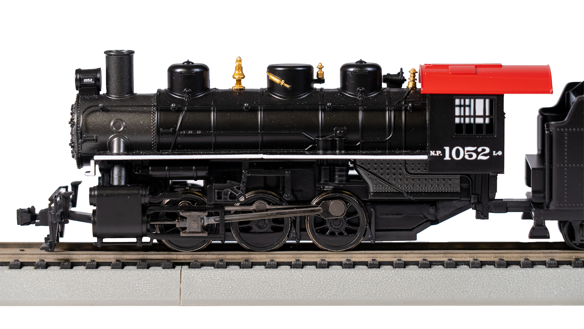 USRA 0-6-0 w/Smoke & Short Haul Tender - Northern Pacific #1052