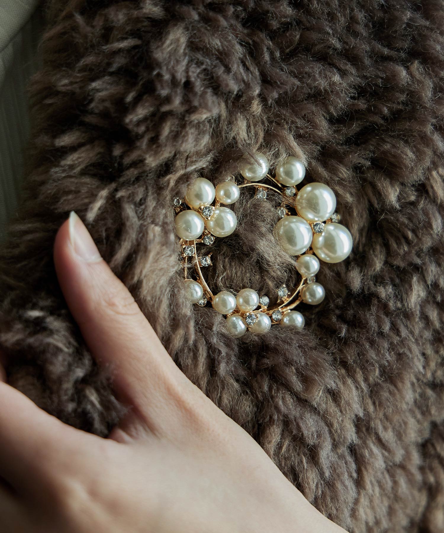 ランダムパールサークルブローチ｜アクセサリー - niana