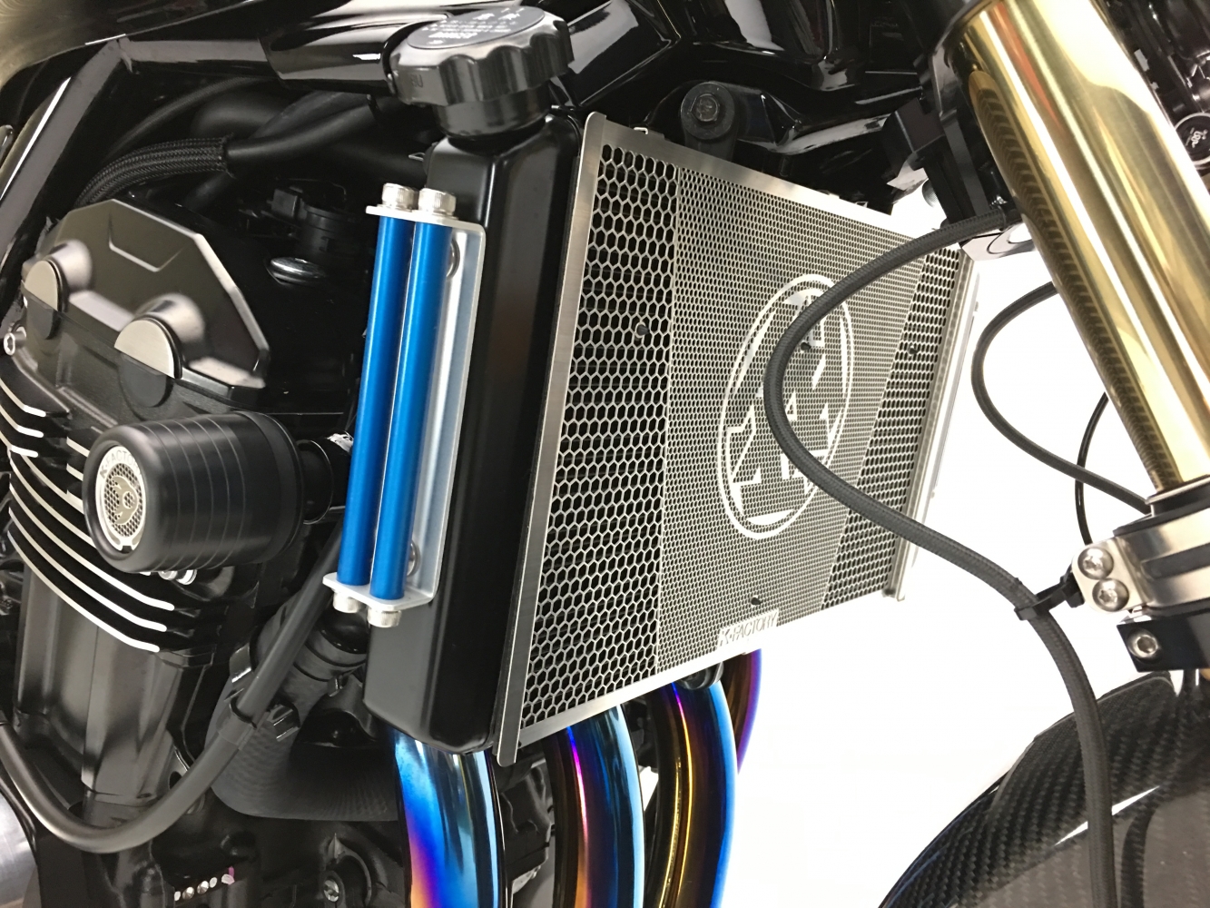 K-FACTORY ONLINE SHOP / ラジエターサイドカバー （Z900RS -'20）