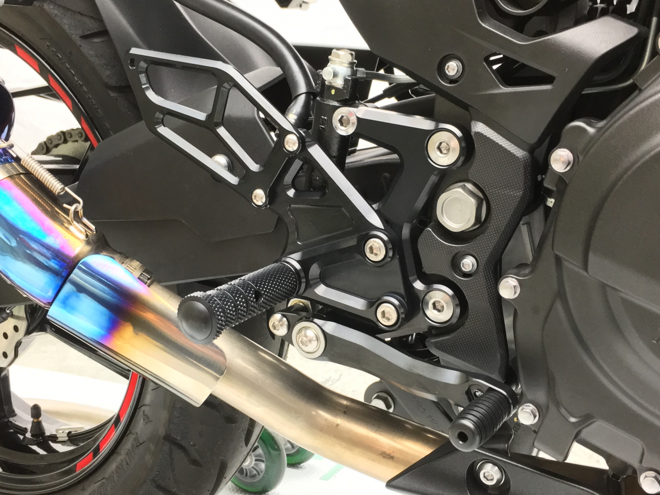 K-FACTORY ONLINE SHOP / ライディングステップ (NINJA400 '18-)