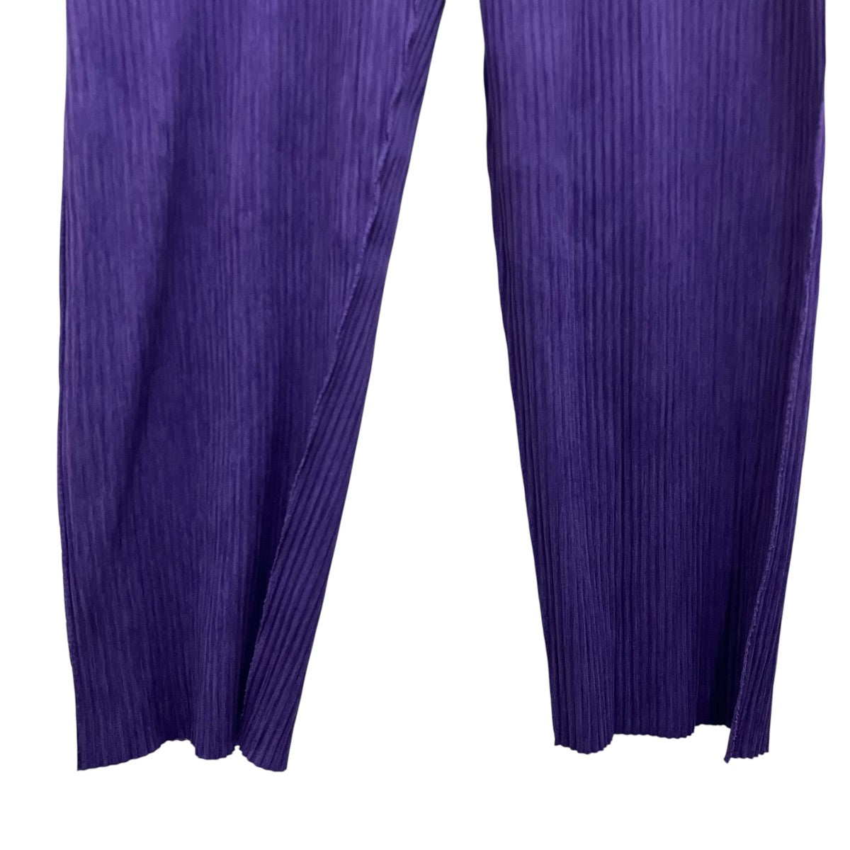me ISSEY MIYAKE(ミーイッセイミヤケ) プリーツパンツMI42KF251