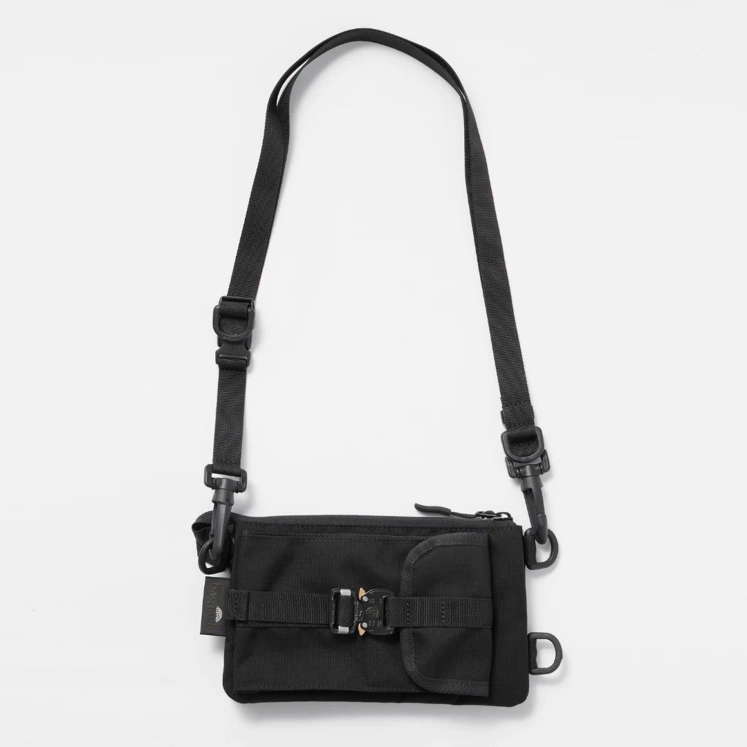 バックジャック ゴルフ】スマートフォン＋ウォレットポーチ（コブラ