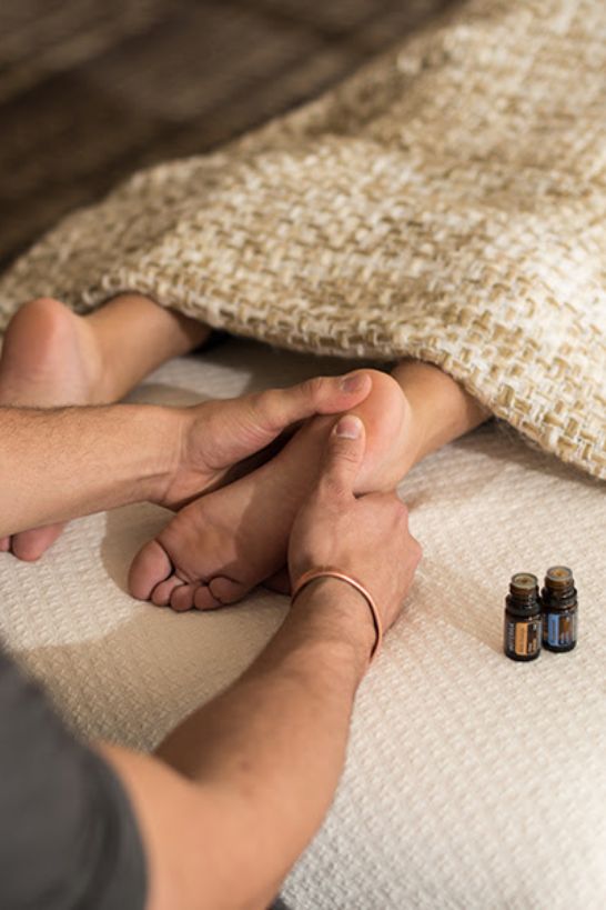 doTERRA AromaTouch Training Kit | dōTERRA – Home Essential Oils