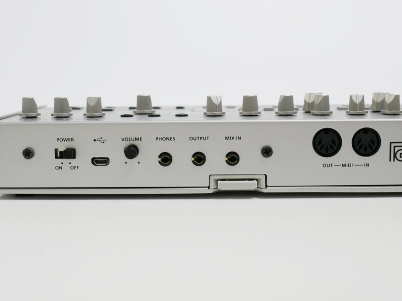 Roland TB-03 (中古)