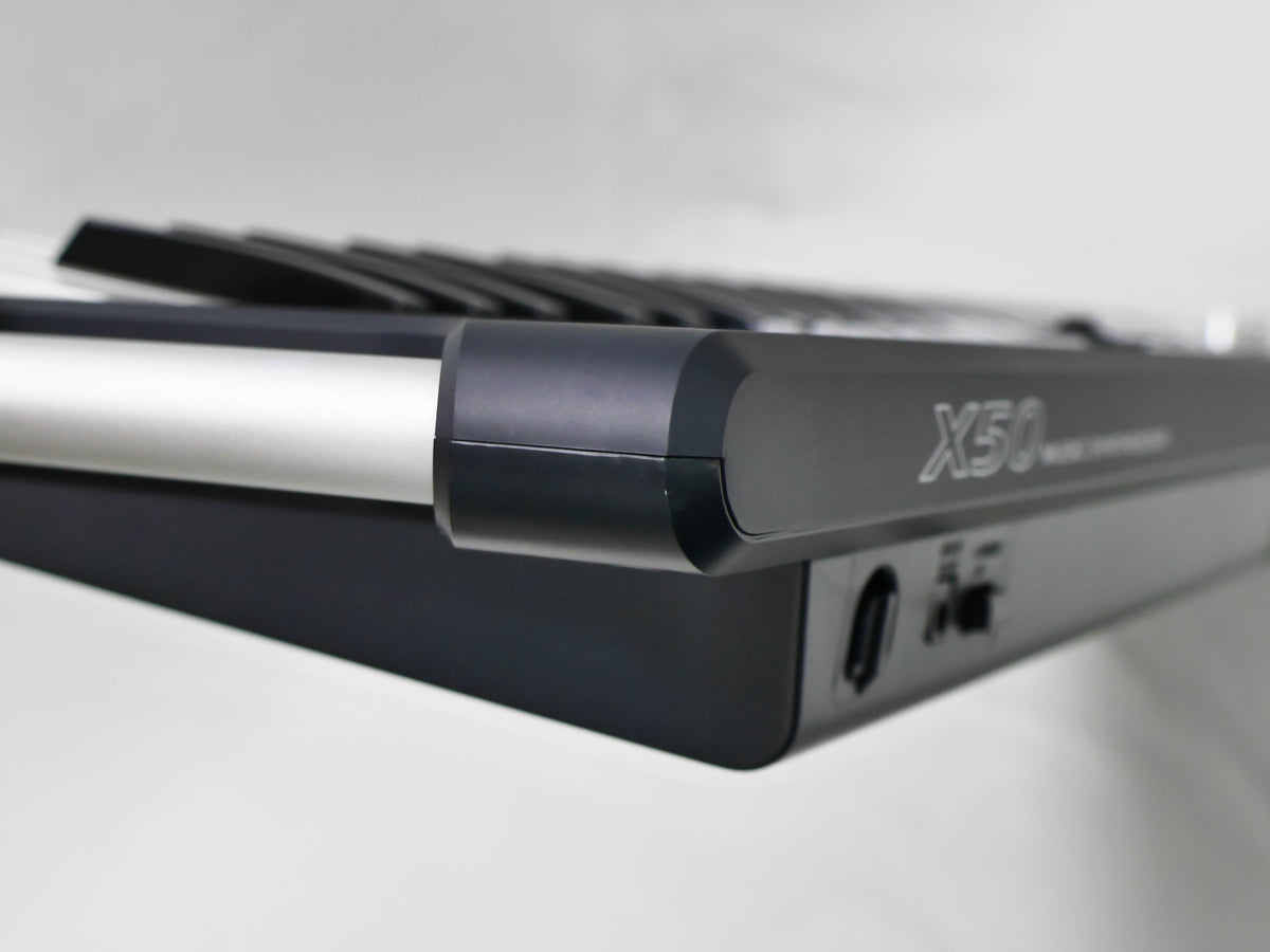 KORG X50 + ARMOR Flight Case (中古3)