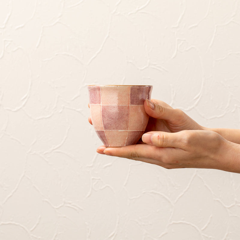 彩市松 湯呑 ピンク – 丹山窯 土岐美濃焼 TANZAN