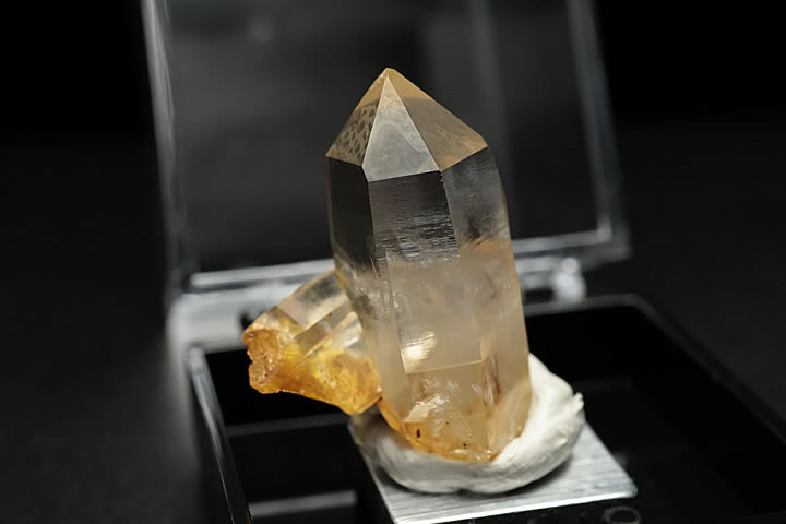 楽天市場】超レア品！（乙女水晶）日本式双晶 山梨県山梨市乙女鉱山産