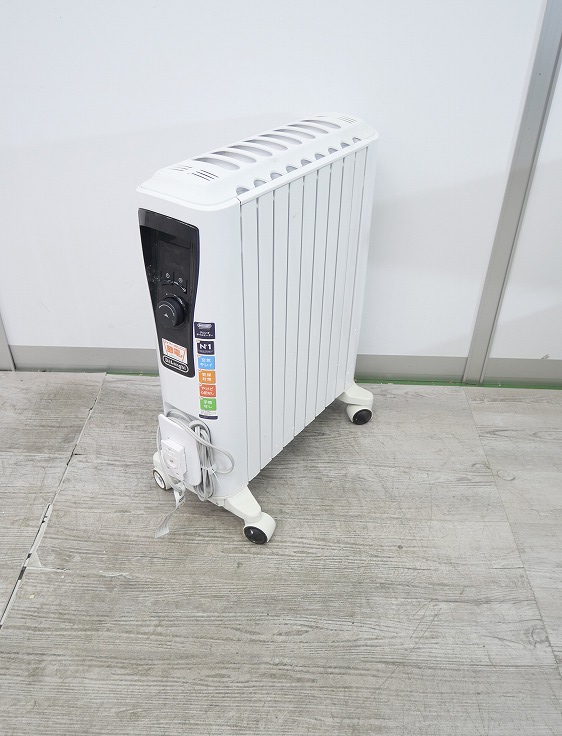 楽天市場】デロンギ製 2018年式 オイルヒーター RHJ65L0915 デロンギ