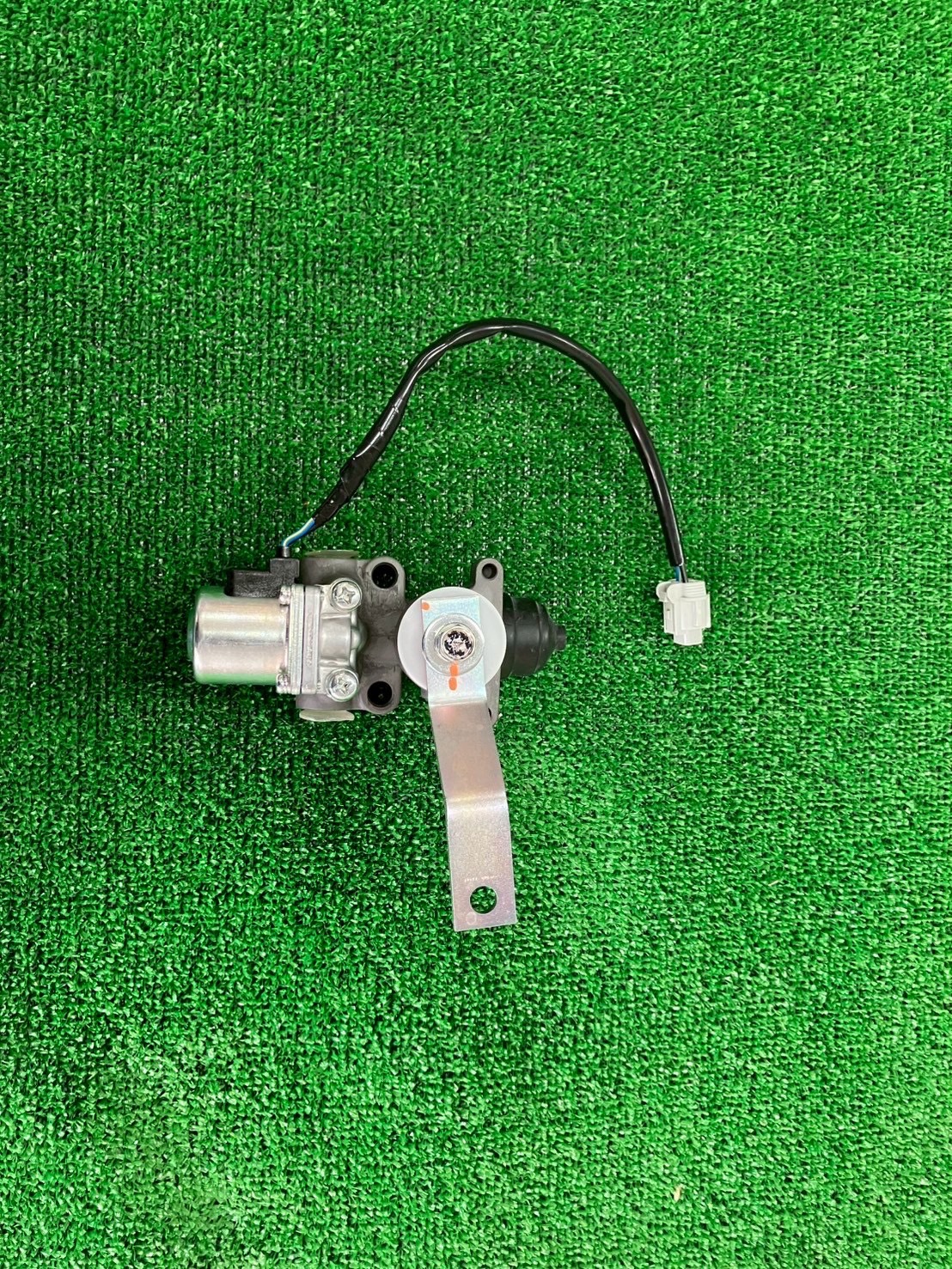 楽天市場】レベリングバルブ 新品 日野 プロフィア FH1A FN1E FR1E