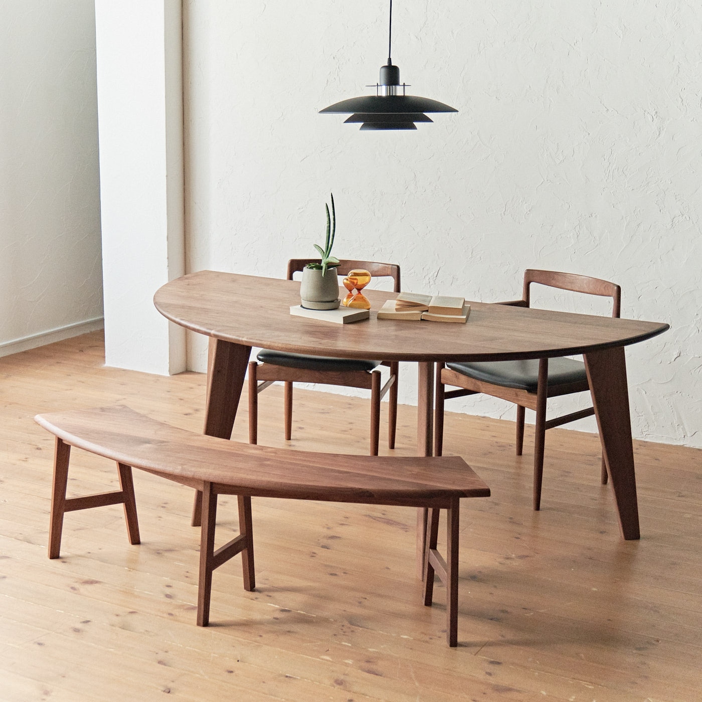 半円ダイニングテーブル(幅190cm) (樹種ウォールナット 塗装ワックス